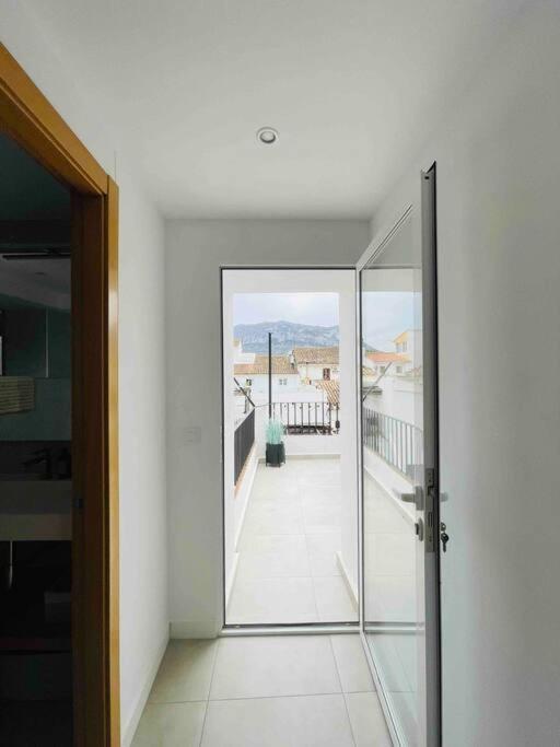 Attic Apartment In Old Town Dénia Buitenkant foto